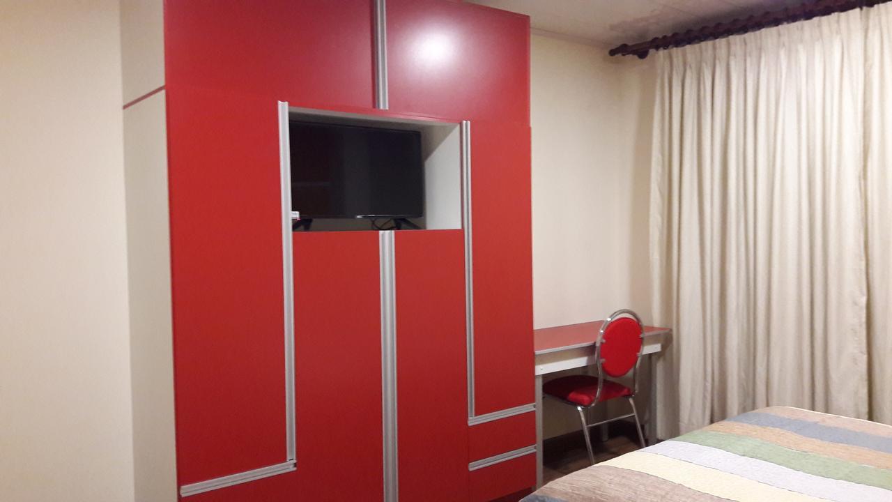 Apart Serma Hotel Potosí Buitenkant foto